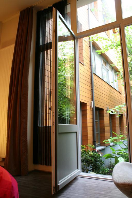 Bxlroom Guesthouse Brussel Kamer foto